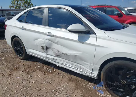 2025 Volkswagen Jetta 1.5T Se z USA, uszkodzony, nr VIN 3VW7X7BU4SM061349